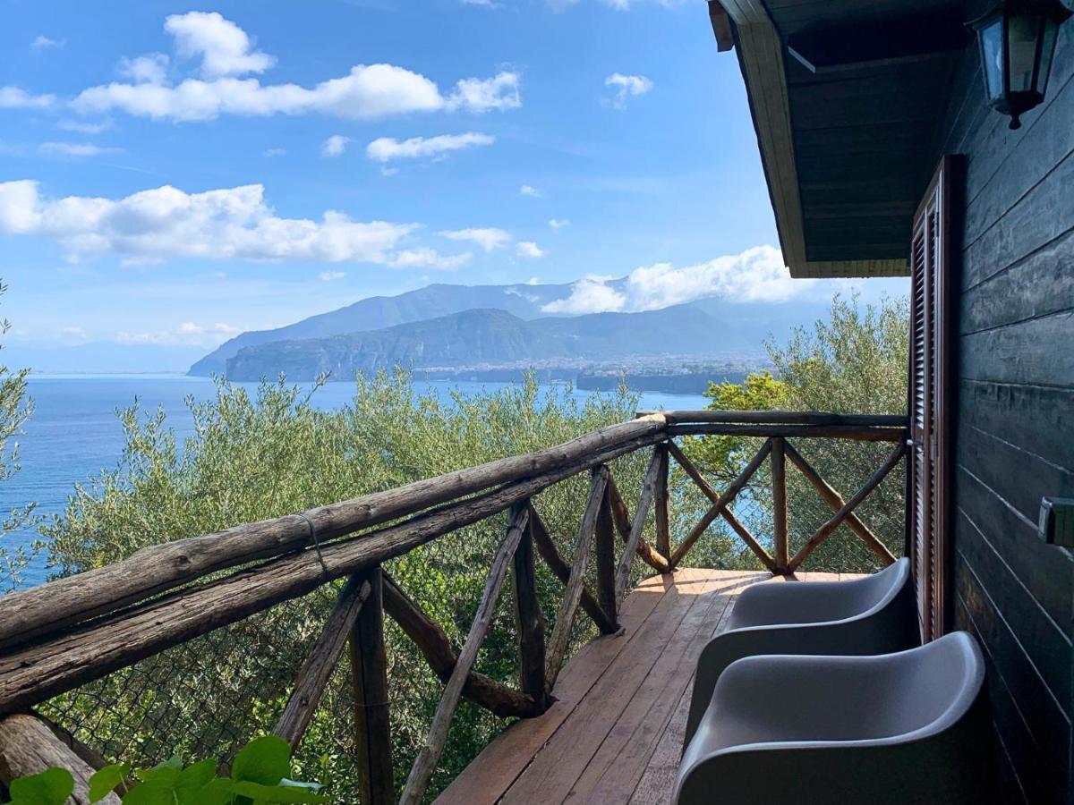 Village Camping Santa Fortunata - Campogaio Sorrento Exterior foto